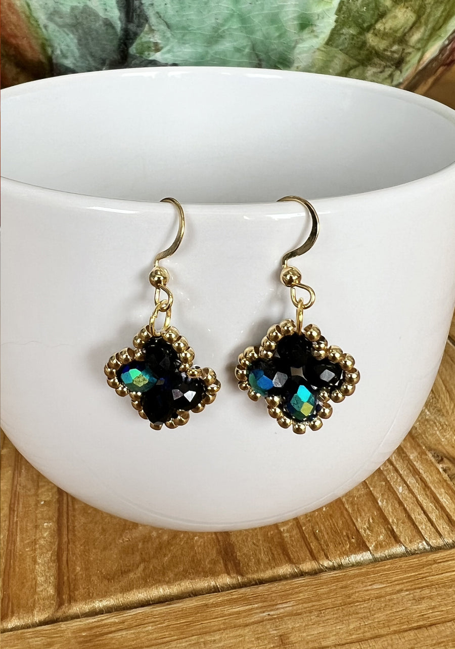 Boucles trèfle perles de bohème