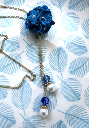 Collier fleurettes bleues