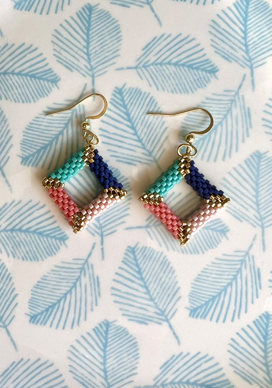 Boucles tissées Miyuki petit carré