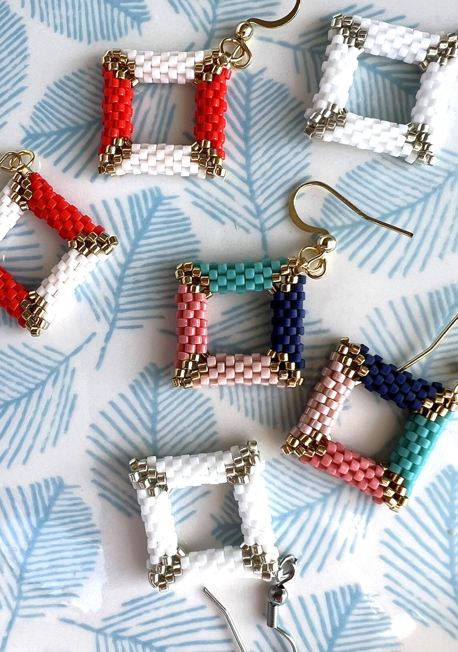 Boucles tissées Miyuki petit carré