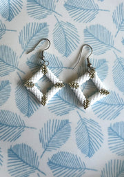Boucles tissées Miyuki petit carré