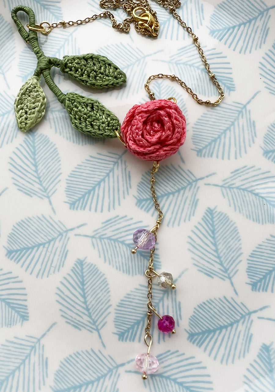 Collier rose