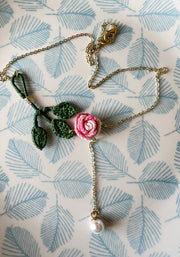 Collier rose clair