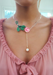 Collier rose clair
