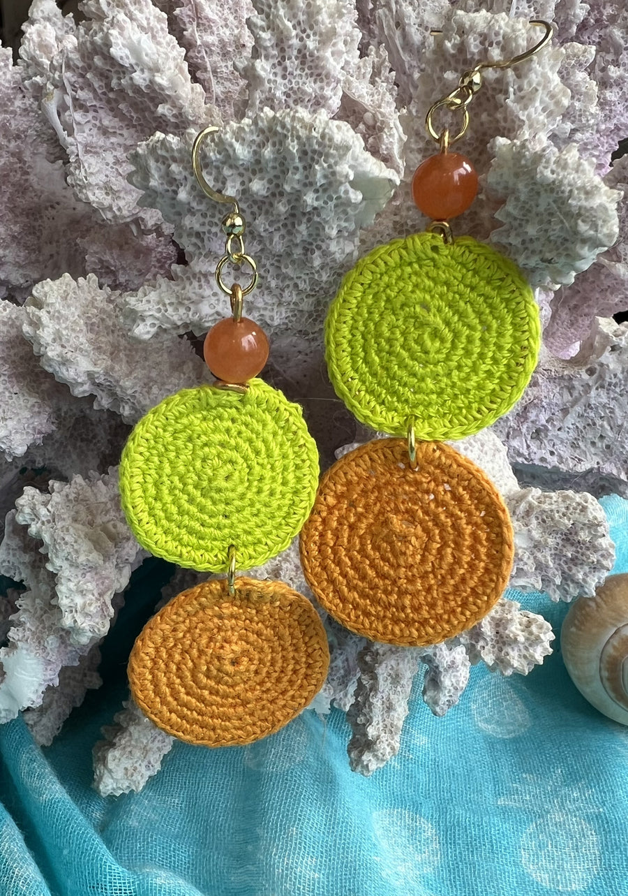 Contis pendants oranges