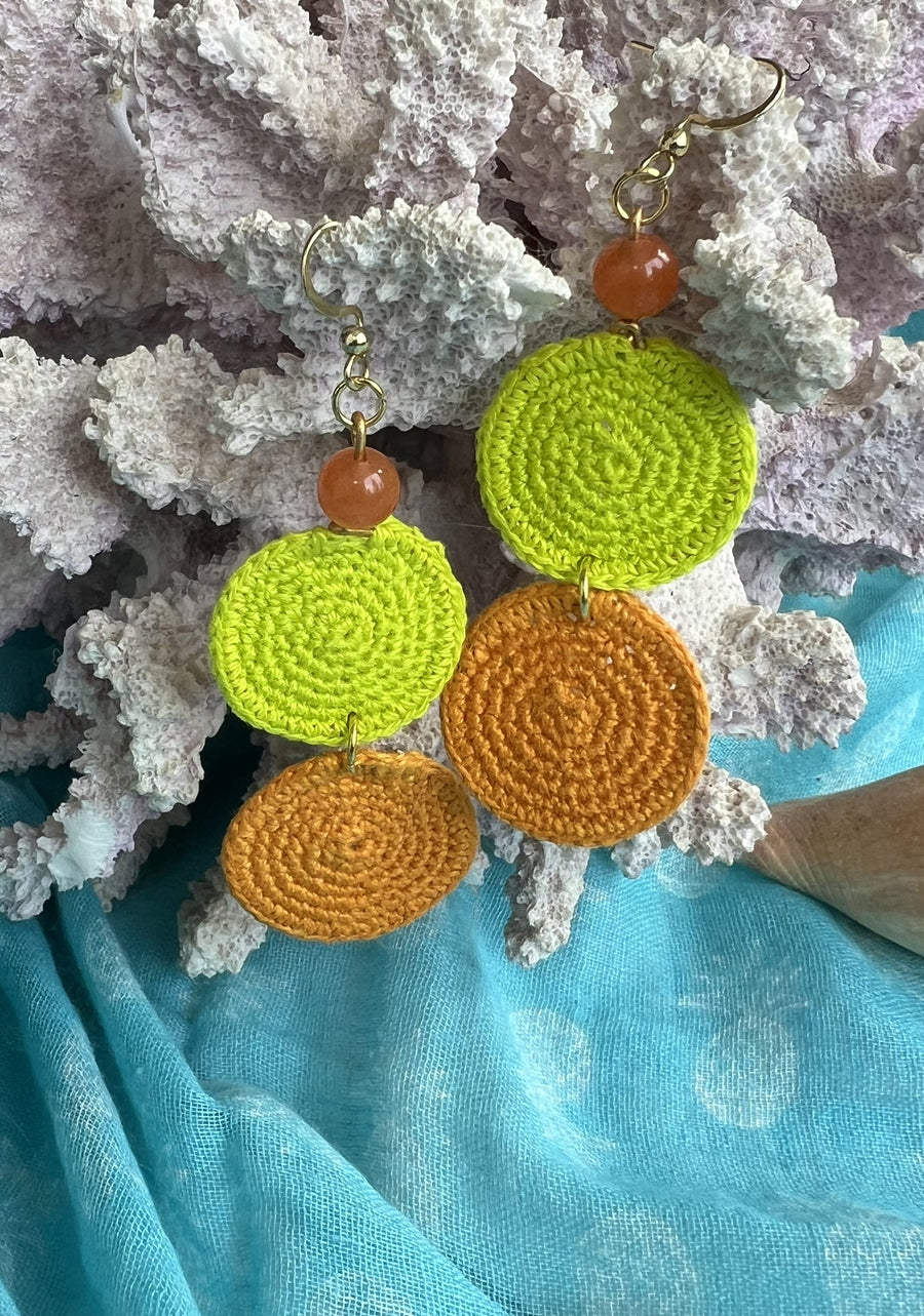 Contis pendants oranges