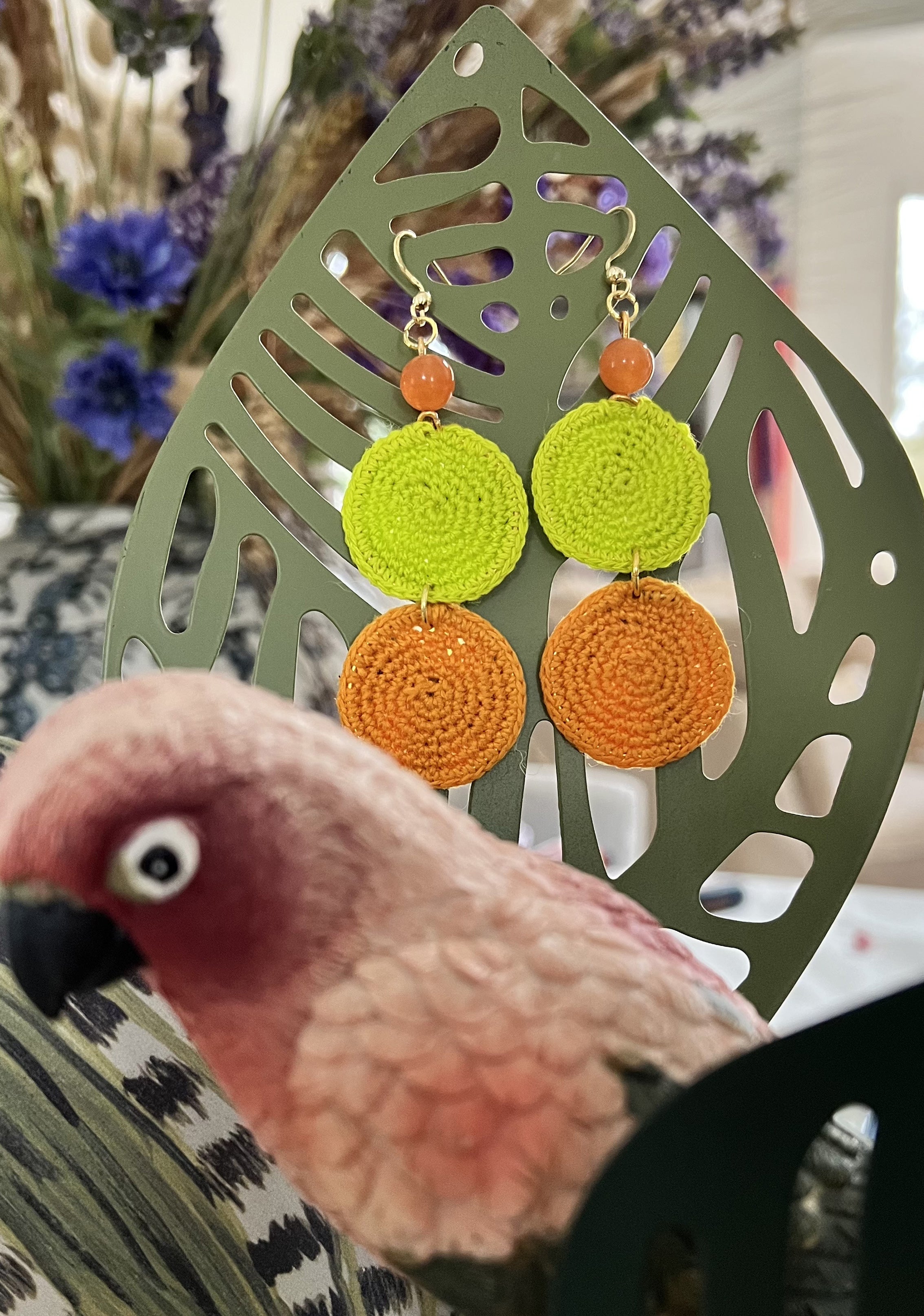 Contis pendants oranges