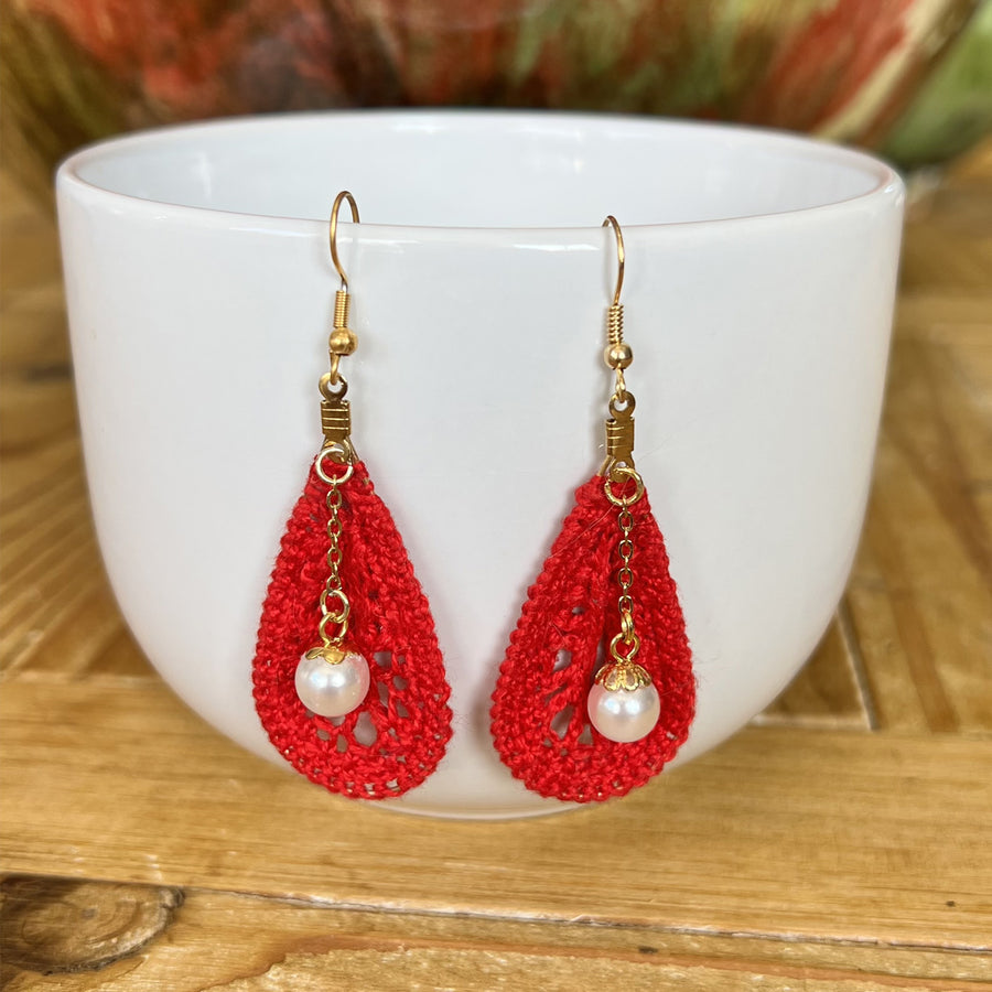 Créoles ovales crochetées et perle
