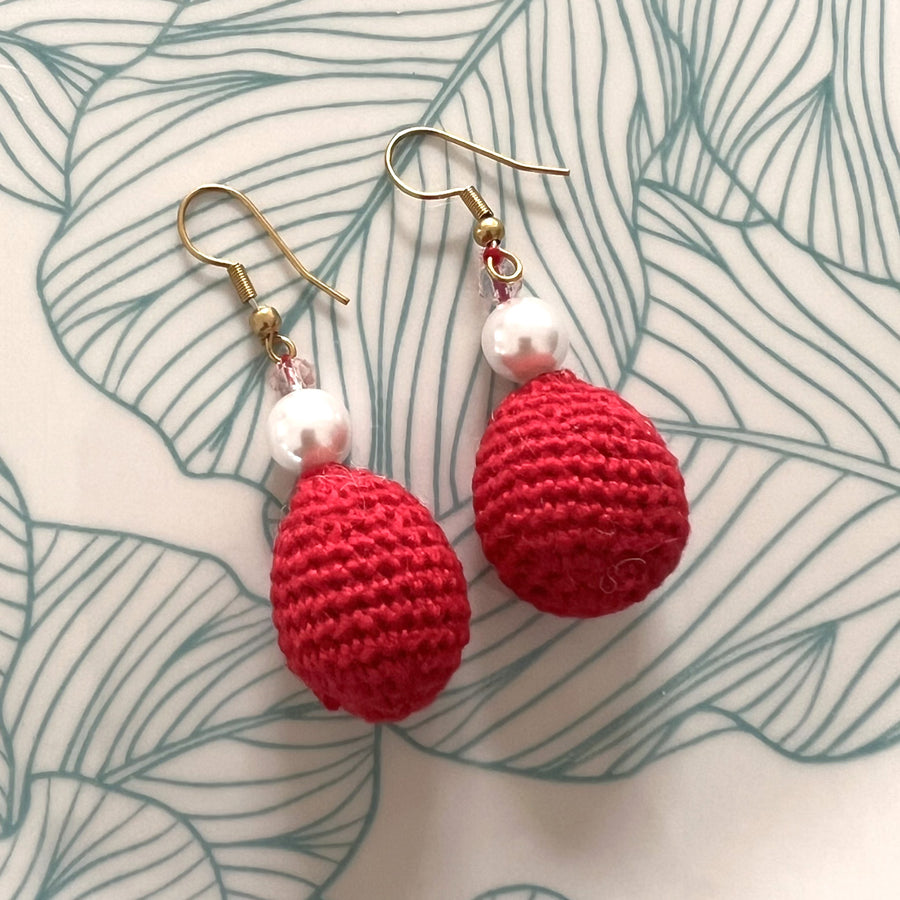 Goutte au crochet rouge 2