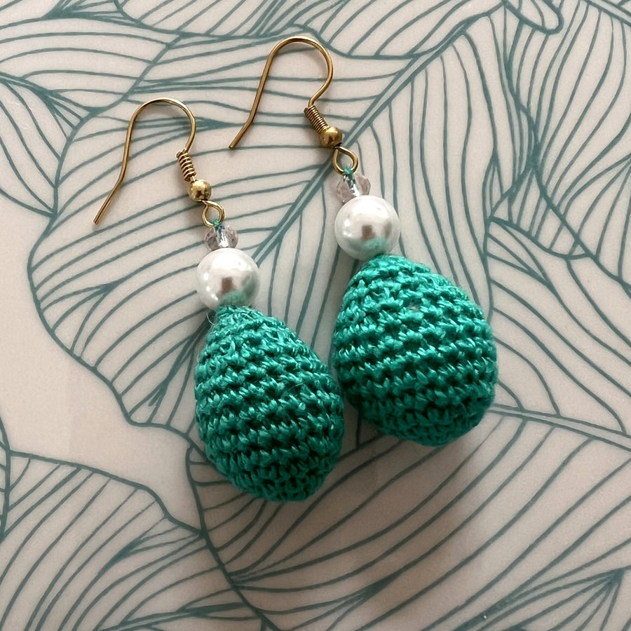 Goutte au crochet verte