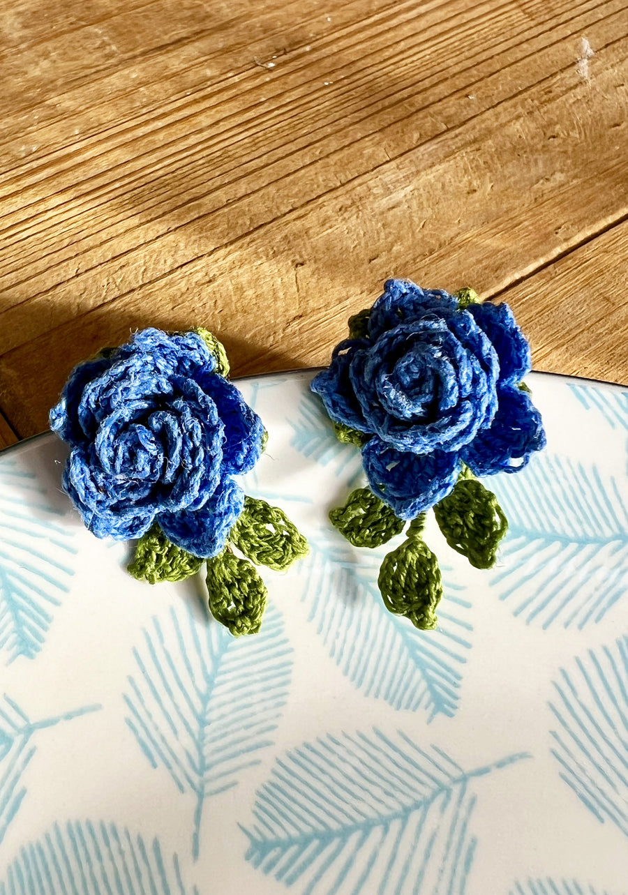 Les roses bleues